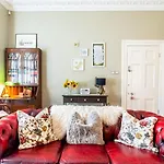 The Regency Studio At 82 Cathedral