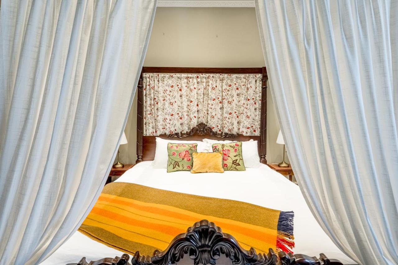 The Regency At 82 Cathedral