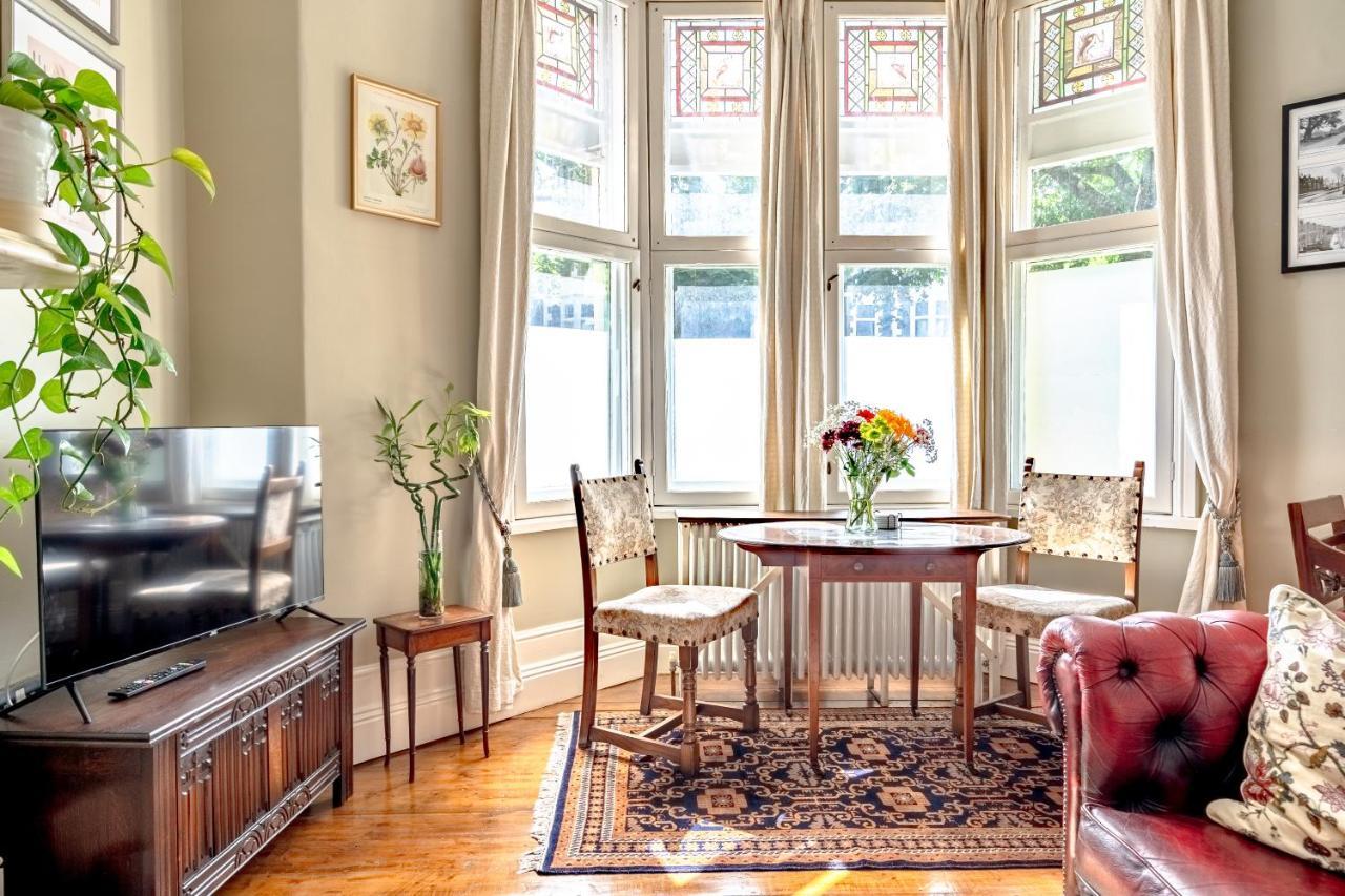 Apartment The Regency At 82 Cathedral
